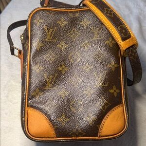 LOUIS VUITTON Amazon Crossbody Shoulder Bag M45236 Monogram